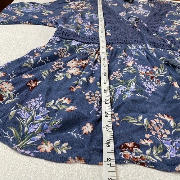 Torrid Babydoll Crochet Trim Lace-Up Top - Picture 10 of 13